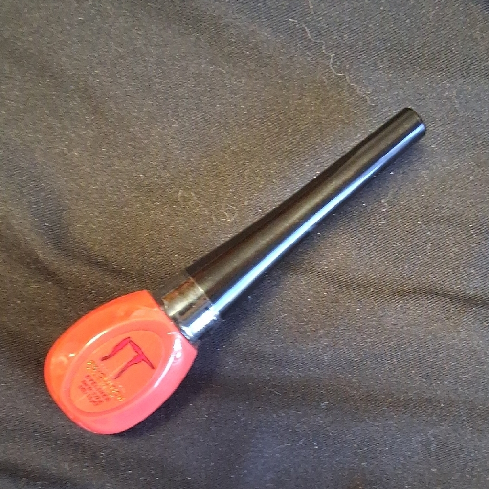 Revolution IT BEEP BEEP RICHIE RED Eyeliner - Picture 5 of 5